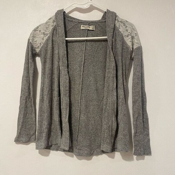 Abercrombie Kids Gray Lace Shoulder Open Cardigan (7/8) - Picture 1 of 4